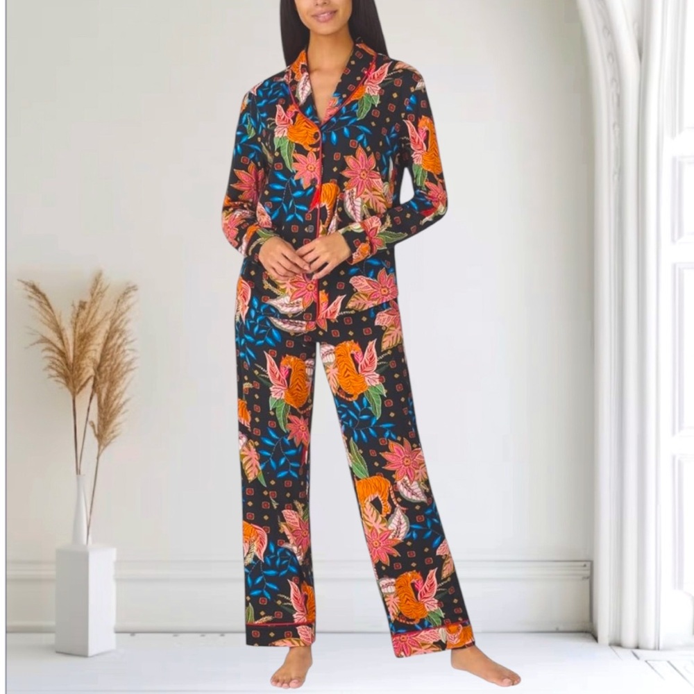 ROOM SERVICE Shawl Collar Floral Print Women's Pajama Set ~ NWT